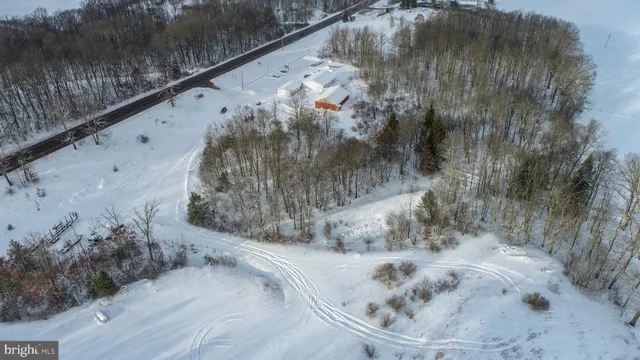 $295,000 | 26 Green Brier Road, Oakland, MD 21550