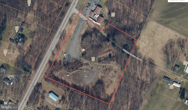 $295,000 | 26 Green Brier Road, Oakland, MD 21550