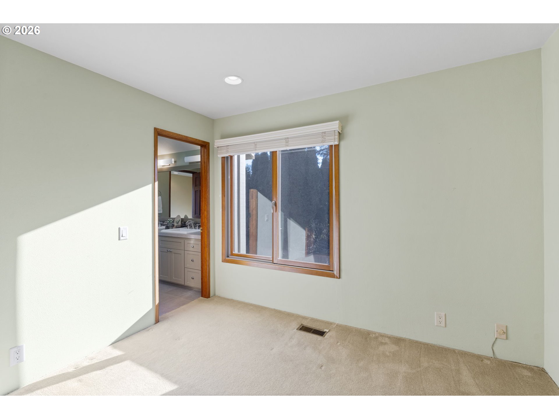 847 Fairway View Drive Eugene, OR 97401 - Photo 22 of 28 a view of an empty room with a window