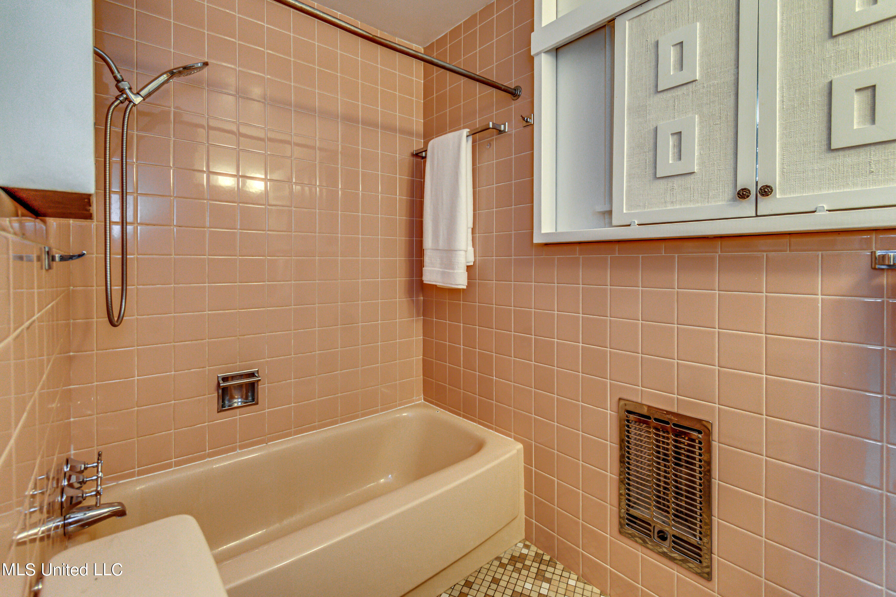 304 Pine Ridge Road Florence, MS 39073 - Photo 24 of 52 A304 Pine Ridge BA 1