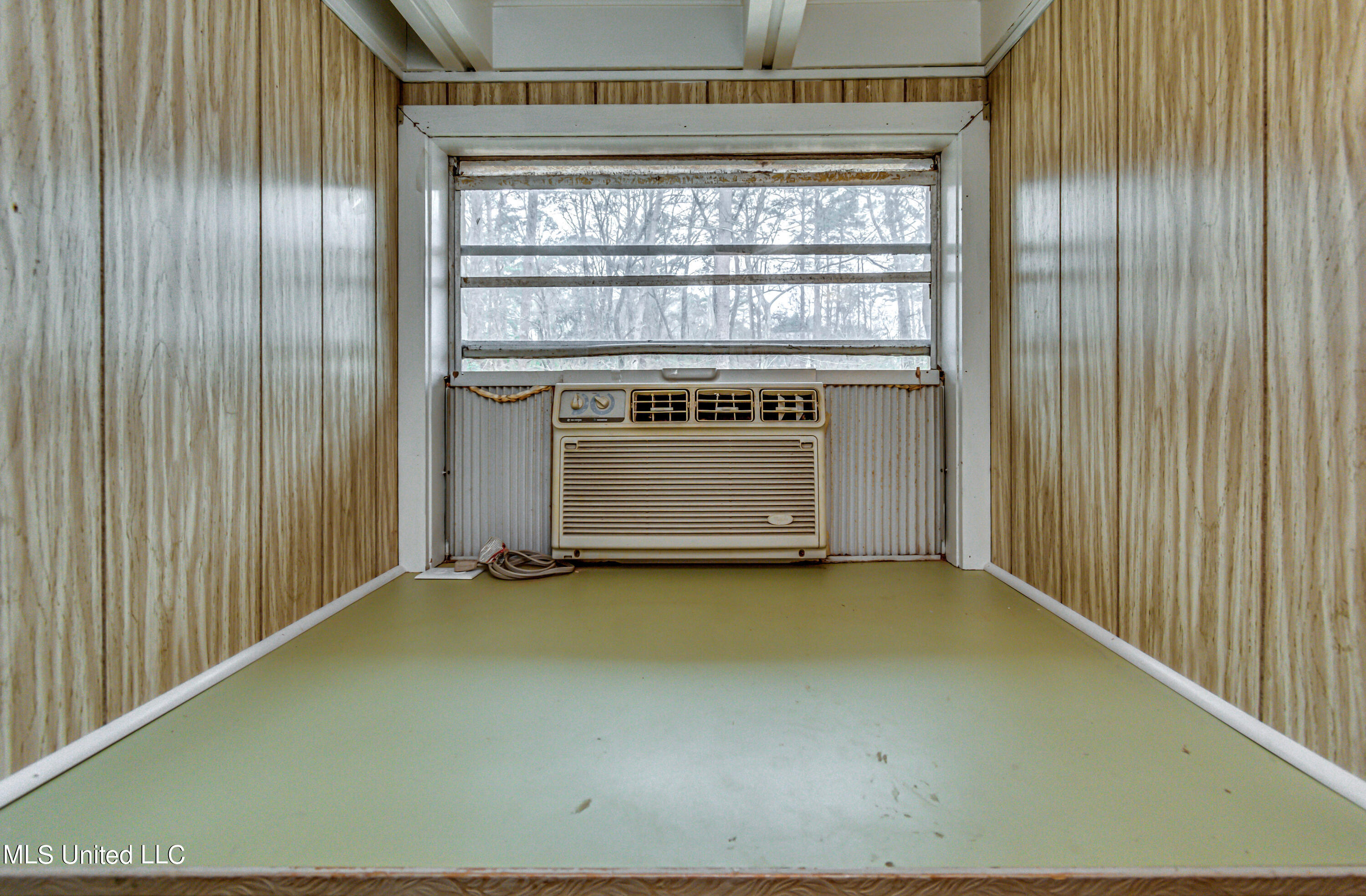 304 Pine Ridge Road Florence, MS 39073 - Photo 38 of 52 A304 Pine Ridge Apt AC
