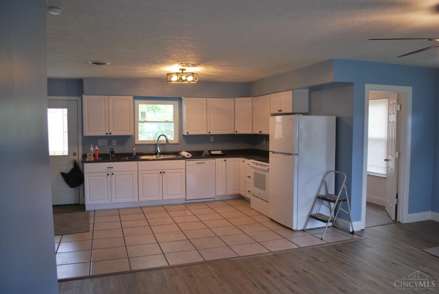1707 Parker Road Milford, OH 45150 - Photo 13 of 38