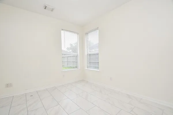 $2,500 | 9641 Weldridge Drive, Sugar Land, TX 77498