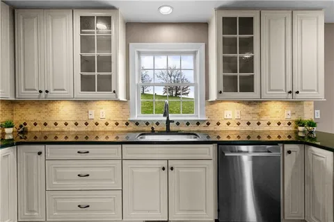 $625,000 | 9018 Audubon Drive, Gibsonia, PA 15044