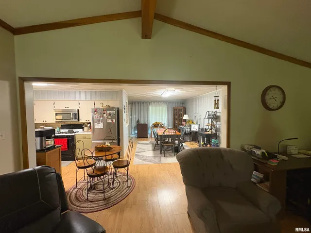 $149,000 | 817 West Harrison Road, Murphysboro, IL 62966