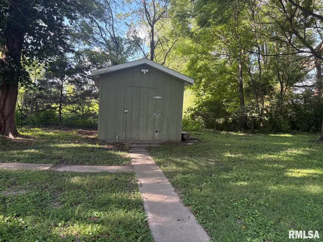 $149,000 | 817 West Harrison Road, Murphysboro, IL 62966