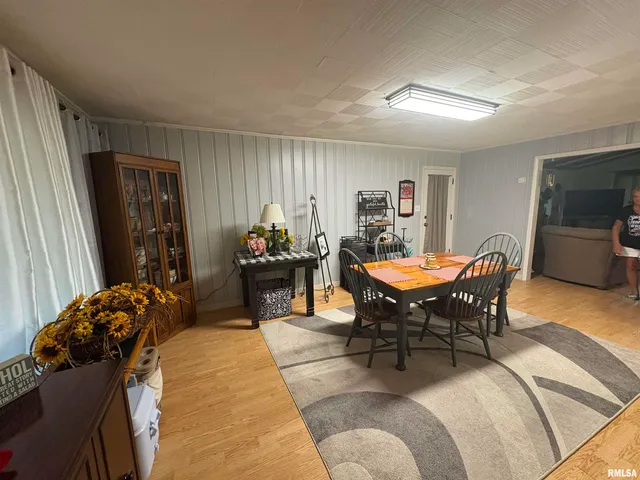 $149,000 | 817 West Harrison Road, Murphysboro, IL 62966