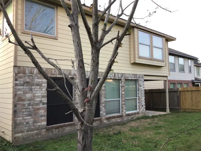 $1,995 | 19818 Twisted Creek Drive, Tomball, TX 77375