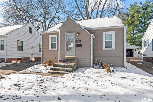 $120,000 | 235 North Illinois Street, Springfield, IL 62702