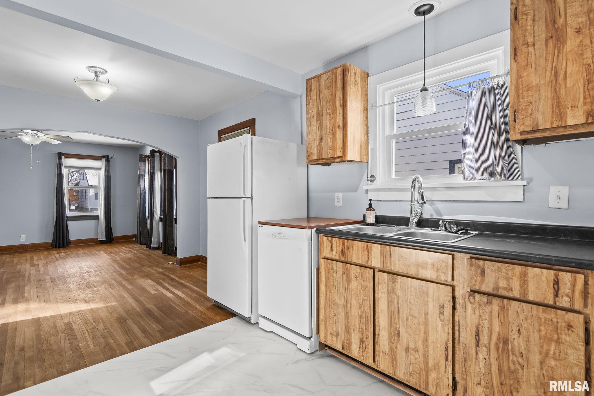 235 North Illinois Street Springfield, IL 62702 - Photo 11 of 28