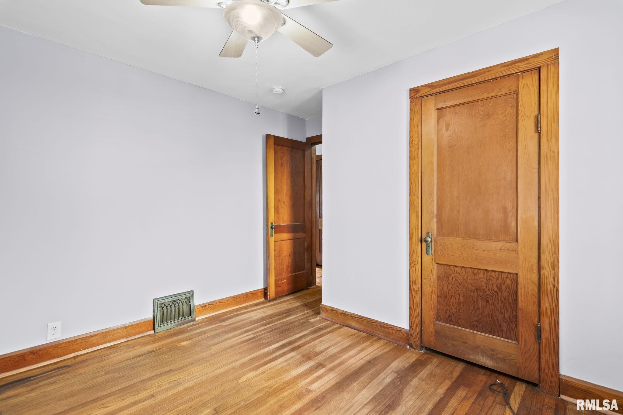 235 North Illinois Street Springfield, IL 62702 - Photo 15 of 28