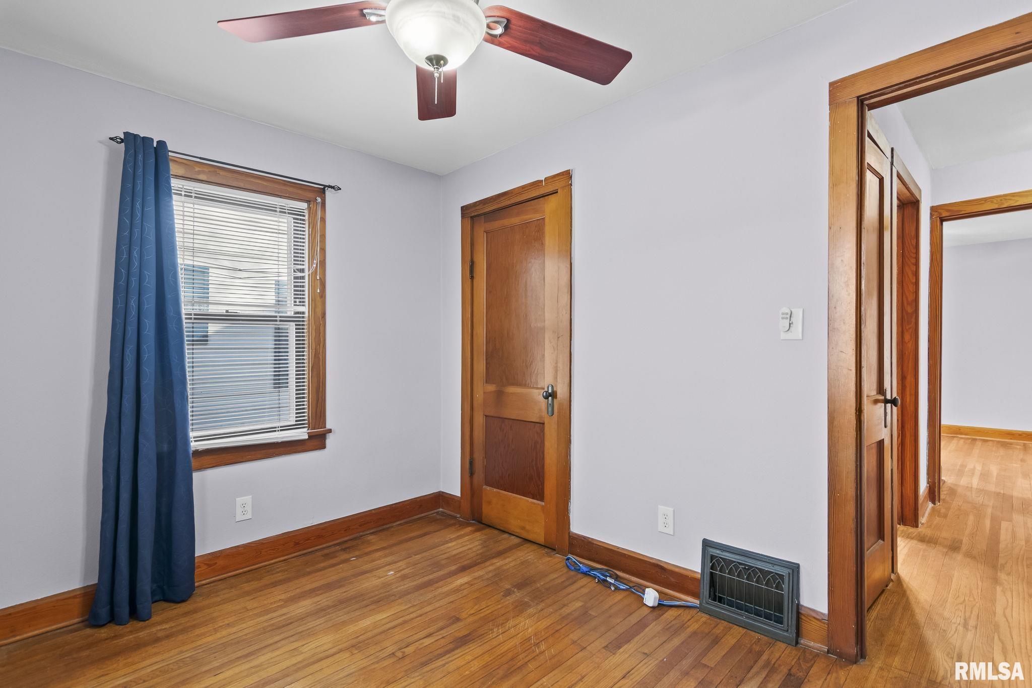 235 North Illinois Street Springfield, IL 62702 - Photo 19 of 28