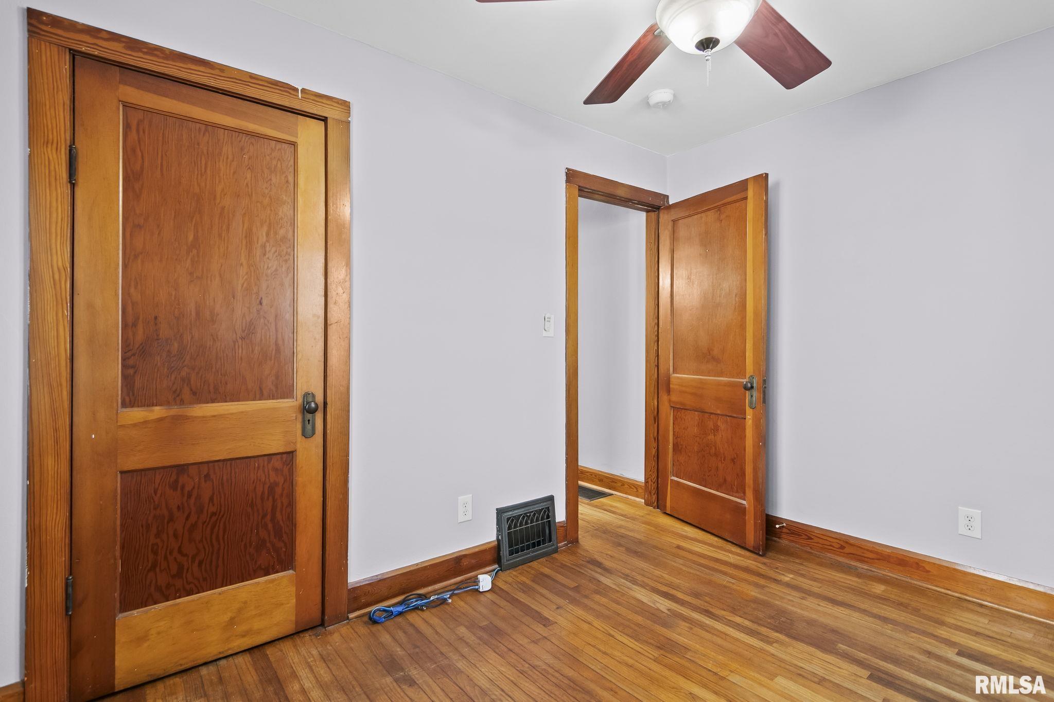 235 North Illinois Street Springfield, IL 62702 - Photo 20 of 28