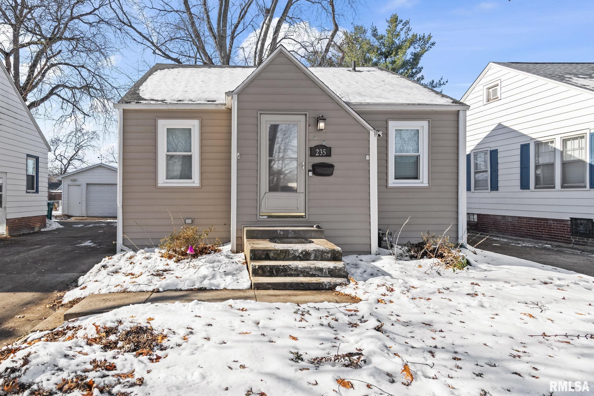 235 North Illinois Street Springfield, IL 62702 - Photo 2 of 28