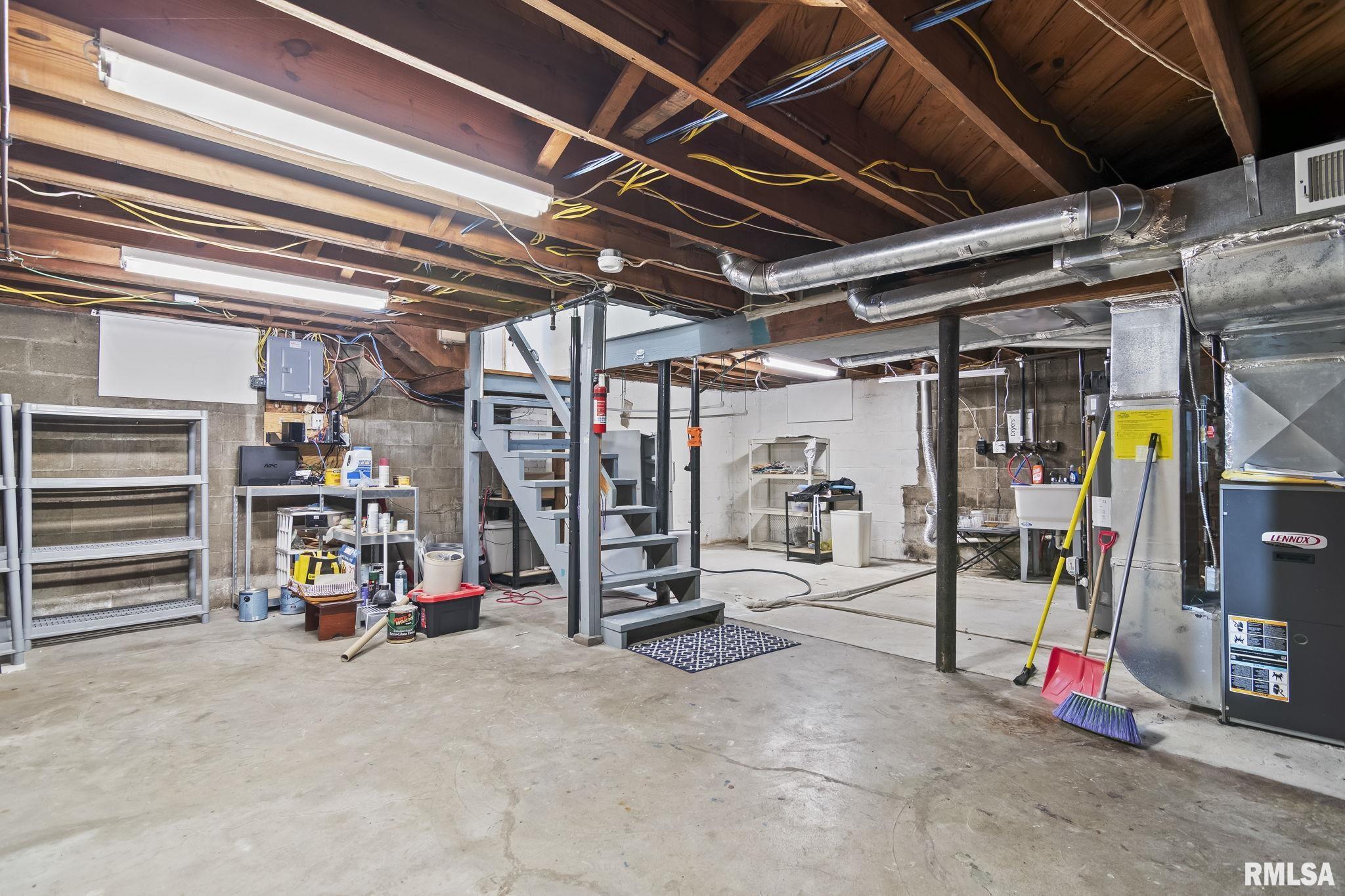 235 North Illinois Street Springfield, IL 62702 - Photo 21 of 28