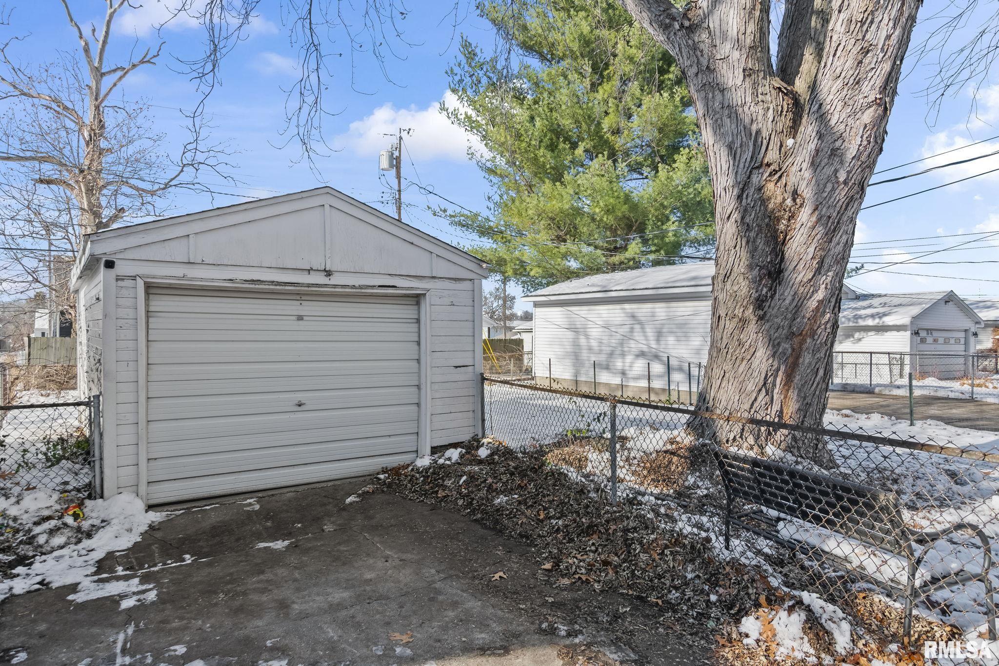 235 North Illinois Street Springfield, IL 62702 - Photo 23 of 28