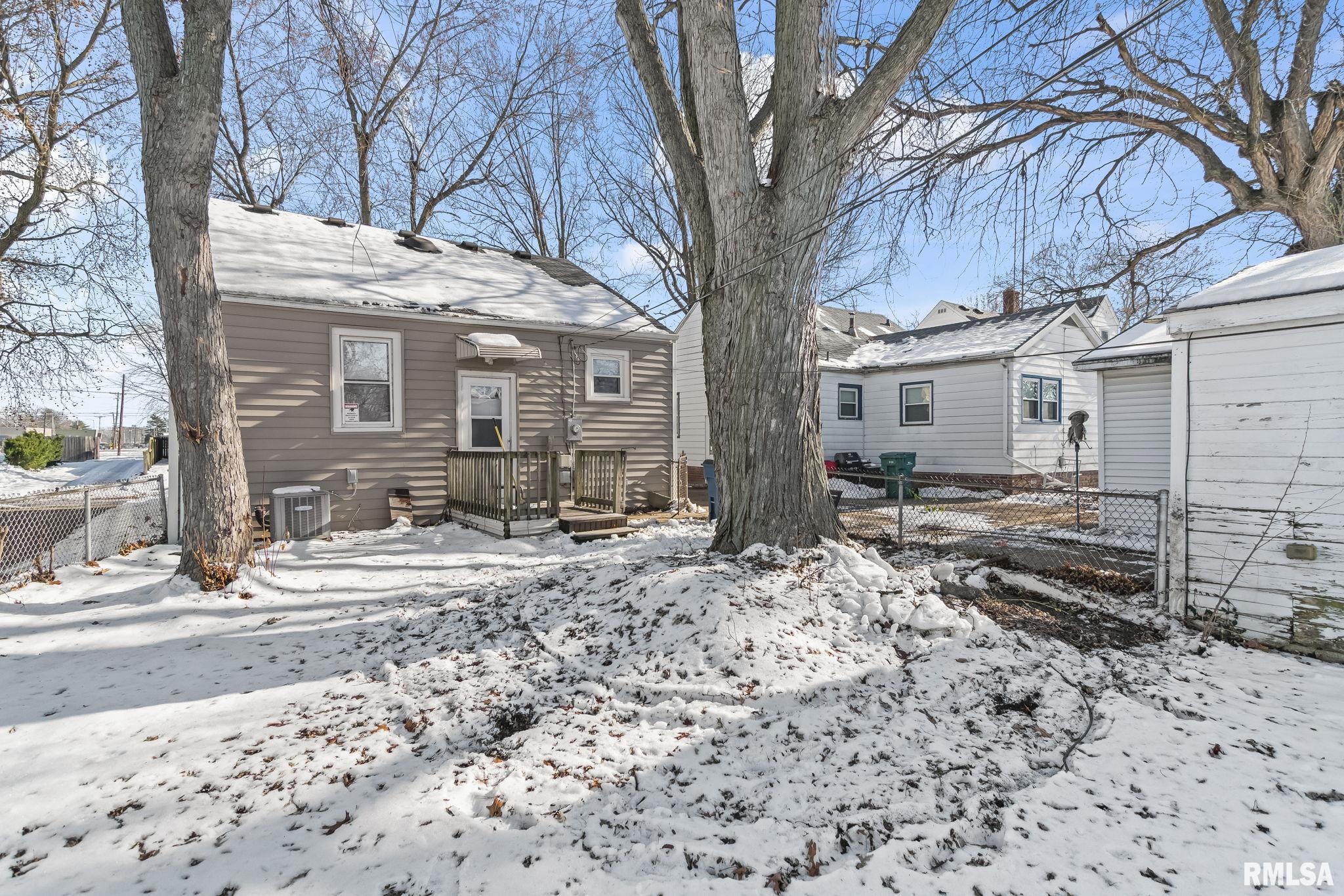 235 North Illinois Street Springfield, IL 62702 - Photo 25 of 28