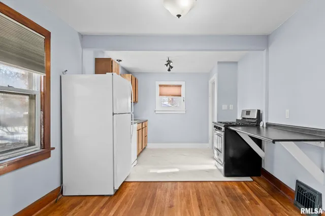 $120,000 | 235 North Illinois Street, Springfield, IL 62702