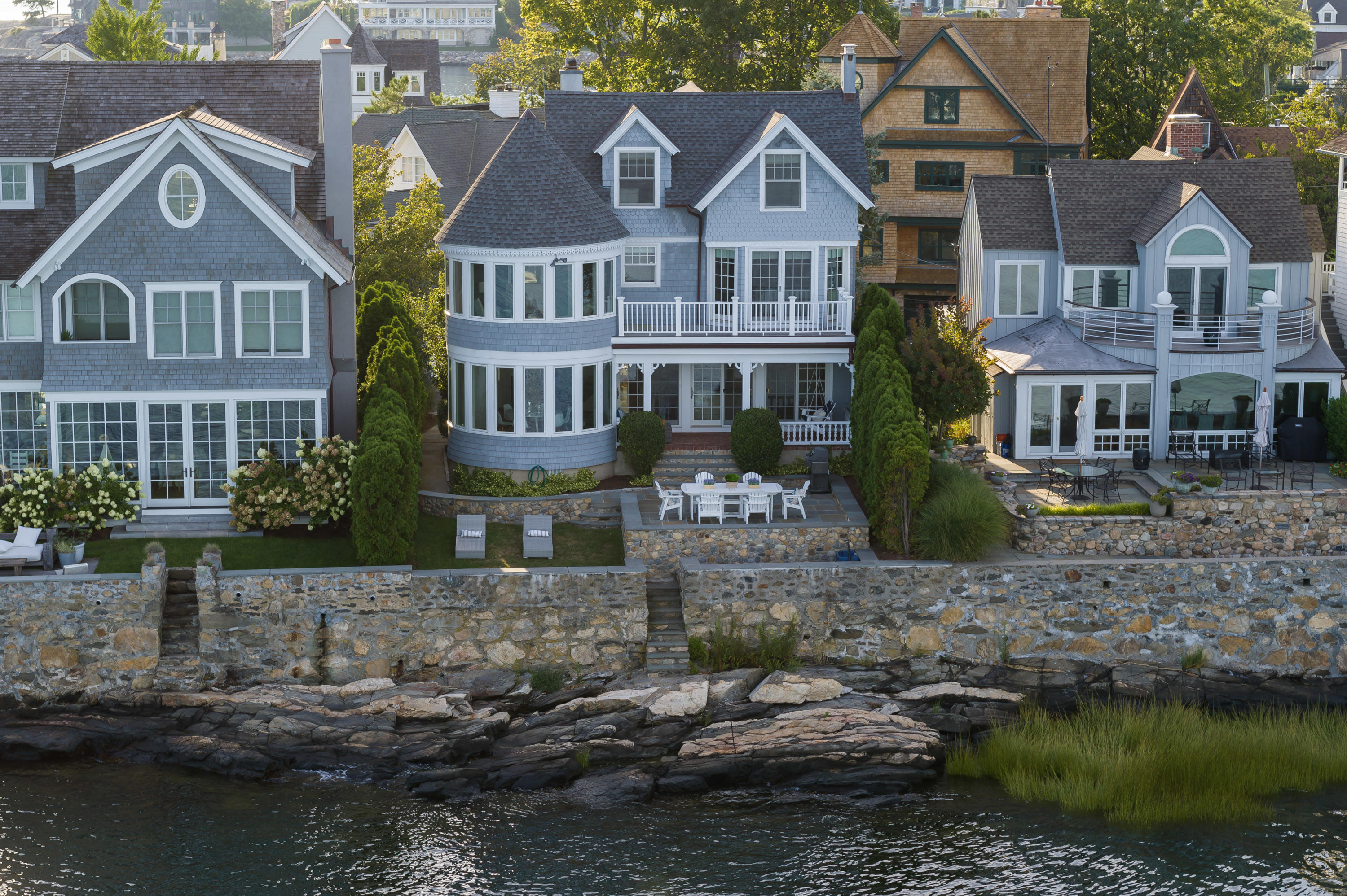 17 Rocky Point Road Rowayton, CT 06853 - Photo 23 of 25 a front view of a house with a yard