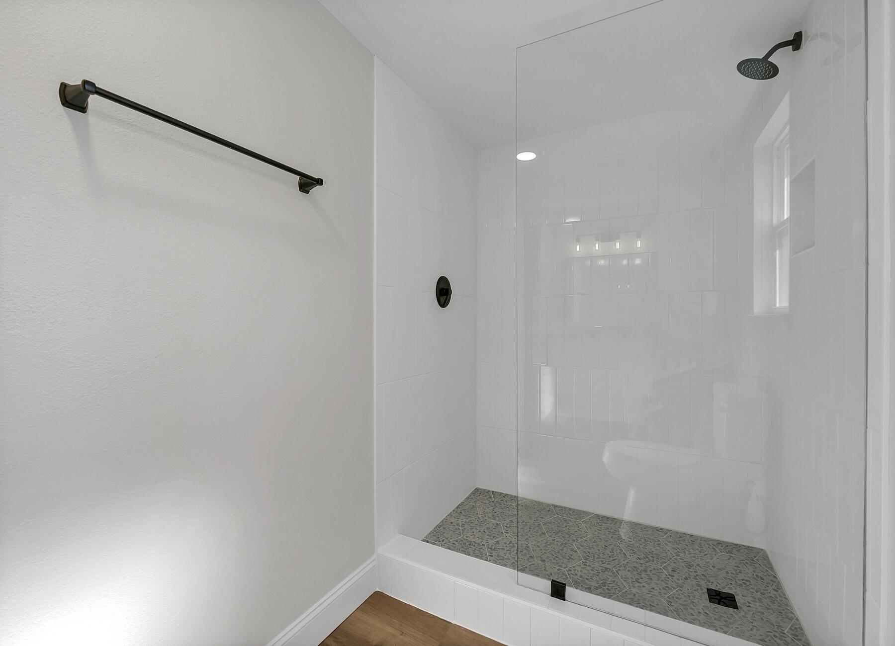 500 Ross Road Fort Walton Beach, FL 32547 - Photo 21 of 38 a bathroom with a shower