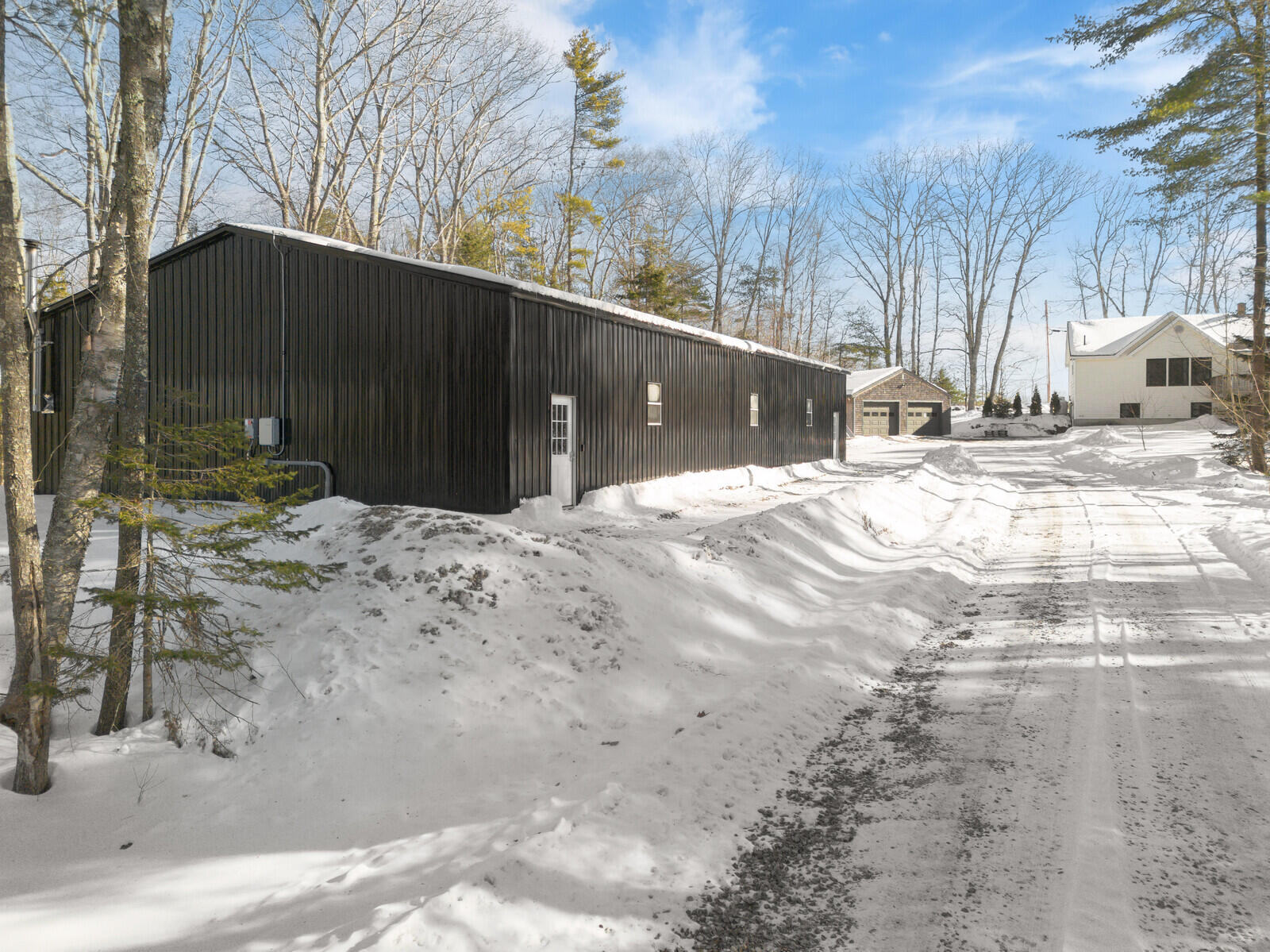 1941 Eastern Road Warren, ME 04864 - Photo 18 of 59 Garage