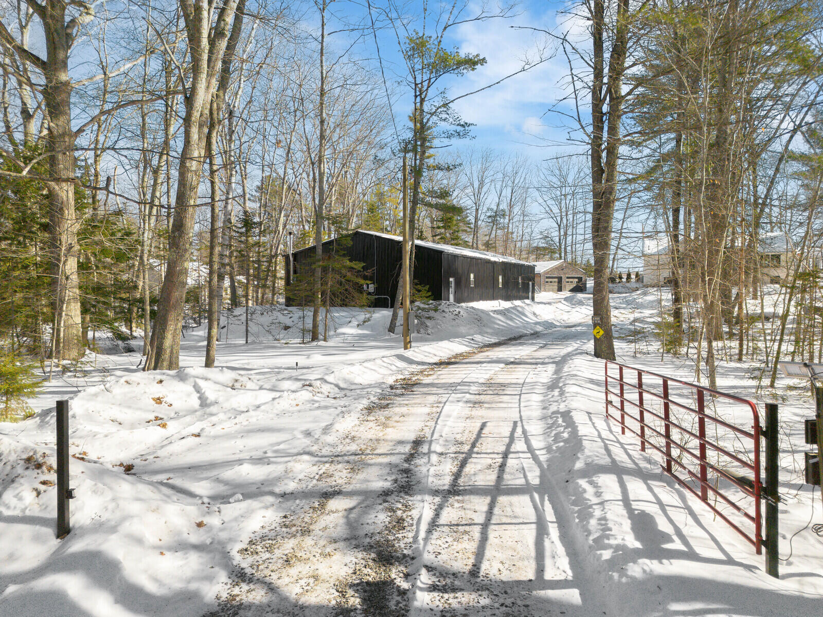 1941 Eastern Road Warren, ME 04864 - Photo 2 of 59 Driveway