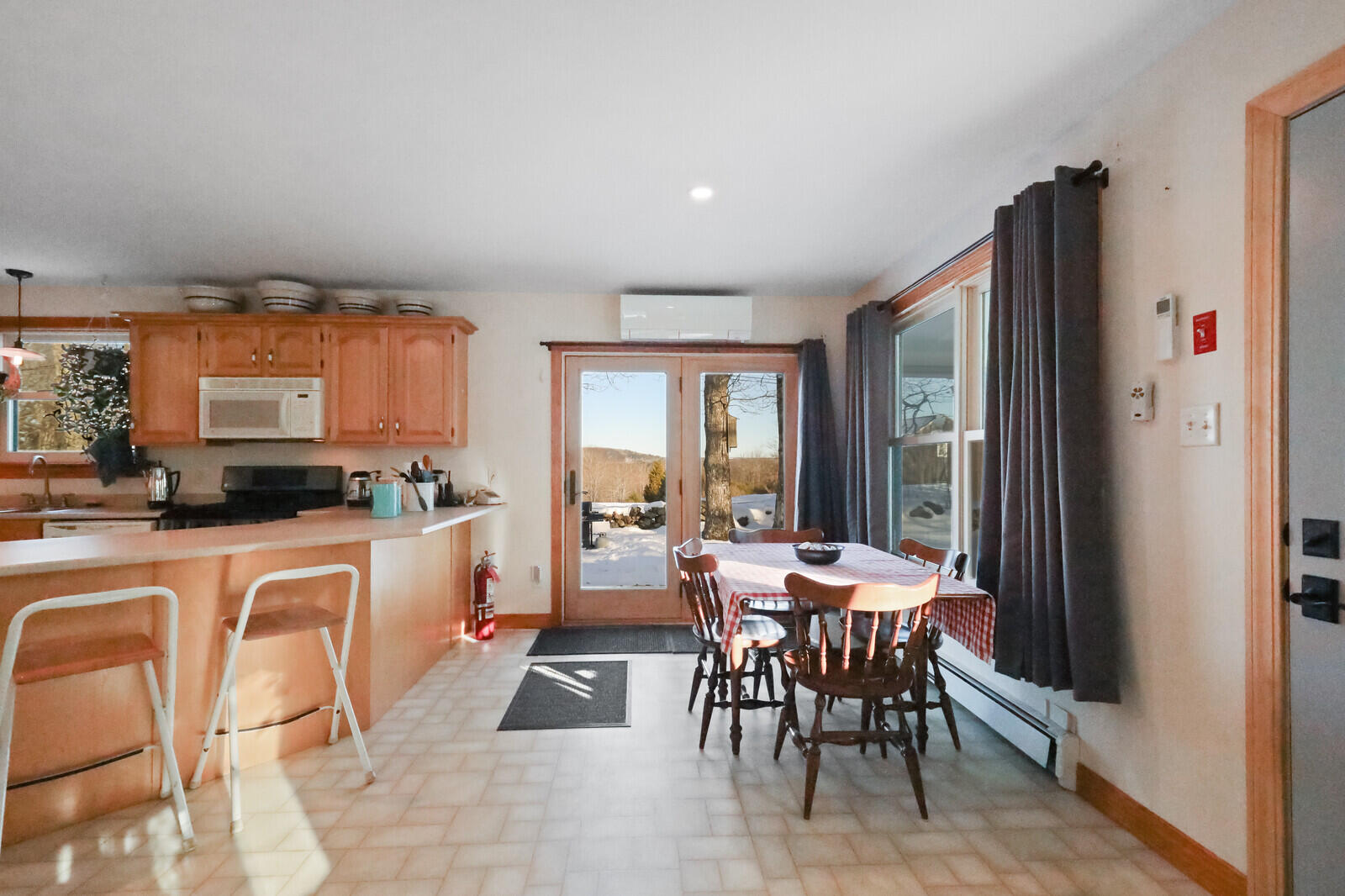 1941 Eastern Road Warren, ME 04864 - Photo 33 of 59 Dining area