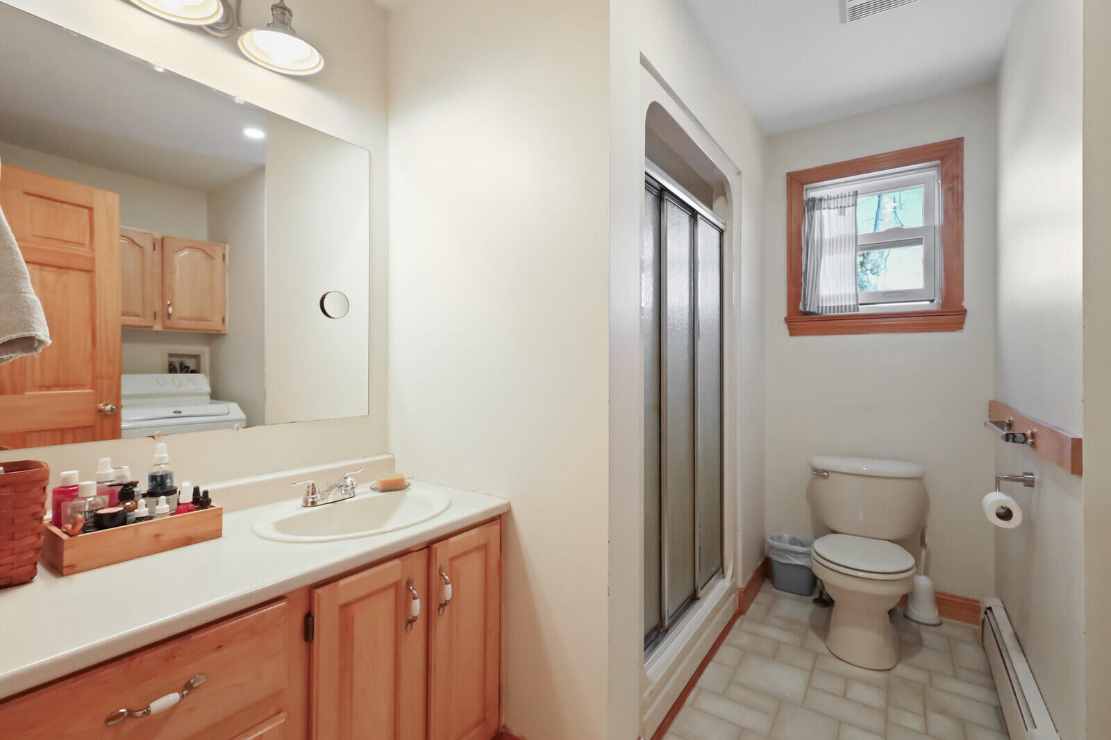 1941 Eastern Road Warren, ME 04864 - Photo 44 of 59 Primary bath