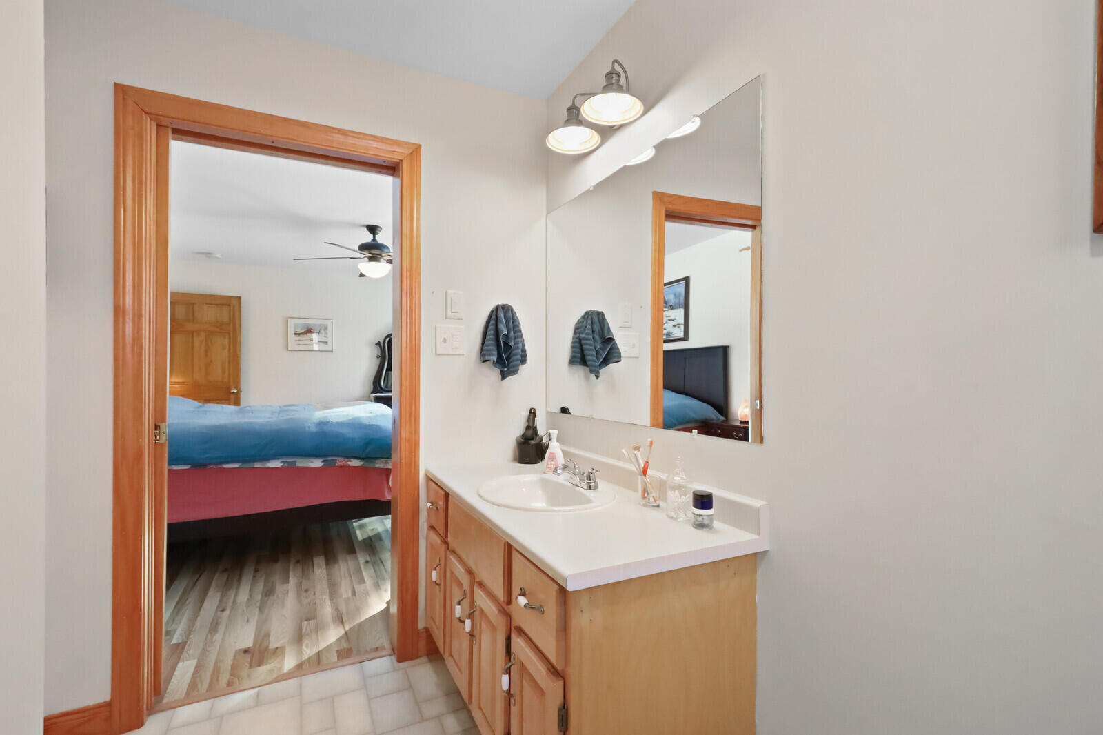 1941 Eastern Road Warren, ME 04864 - Photo 45 of 59 Primary bath