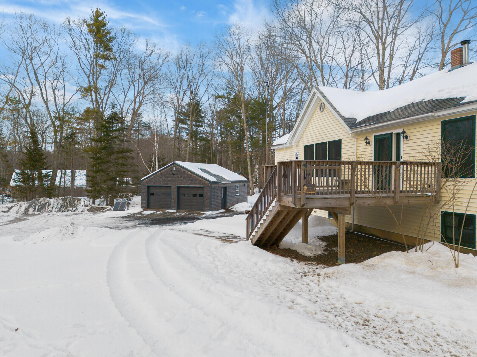 1941 Eastern Road Warren, ME 04864 - Photo 6 of 59 Outside side view