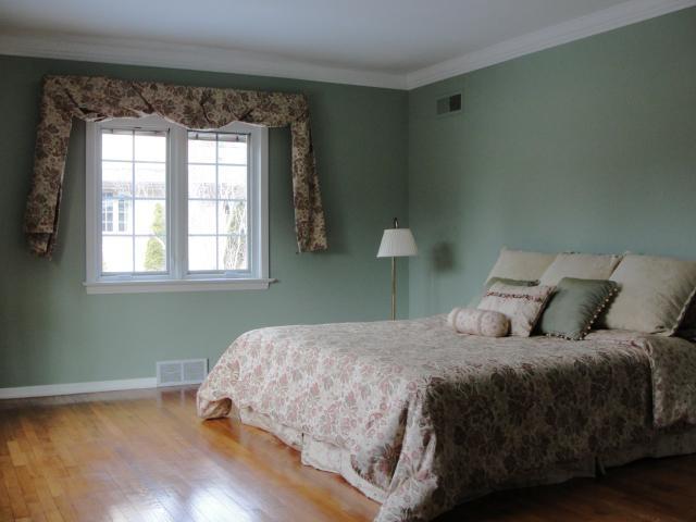 2720 Leeds Road Columbus, OH 43221 - Photo 15 of 18