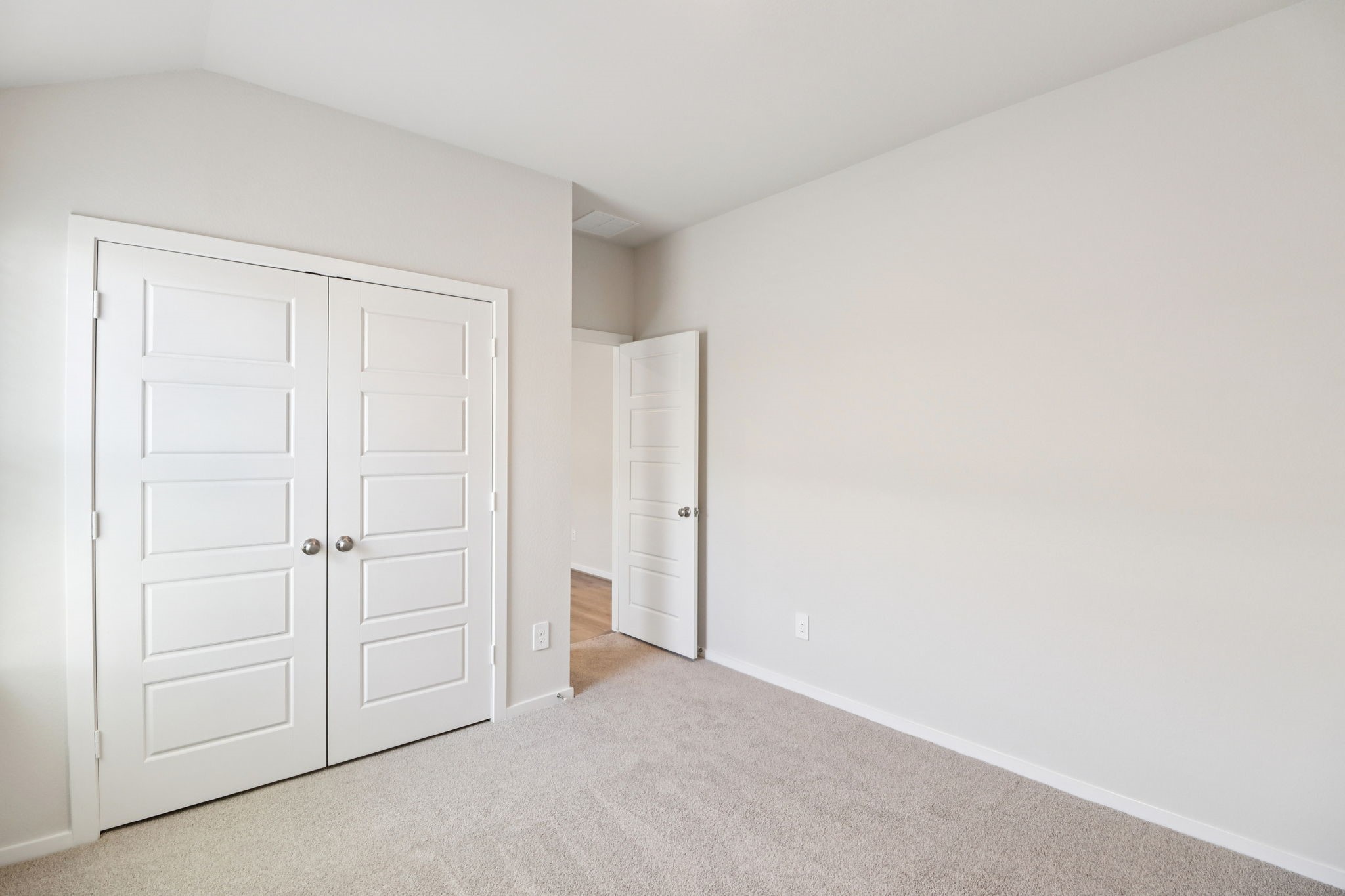 16273 Parish Pointe Court Conroe, TX 77302 - Photo 22 of 29 an empty room with closet area