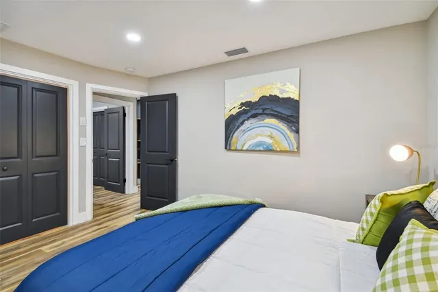 $2,895 | 2408 50th Street South, Gulfport, FL 33707