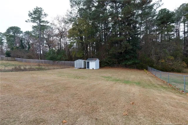 $1,400 | 3858 Red Oak Drive, Fayetteville, NC 28306