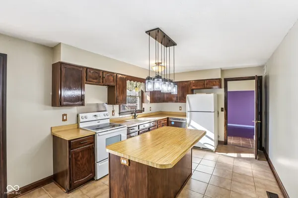 $299,000 | 6349 West 350 South, Tipton, IN 46072