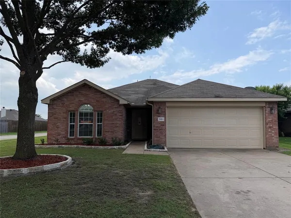 $1,695 | 301 Meadow Lark Lane, Anna, TX 75409