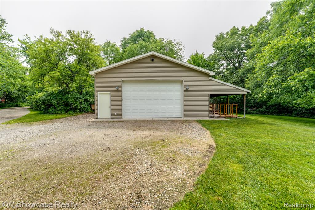 671 North Hughes Road Howell, MI 48843 - Photo 49 of 60