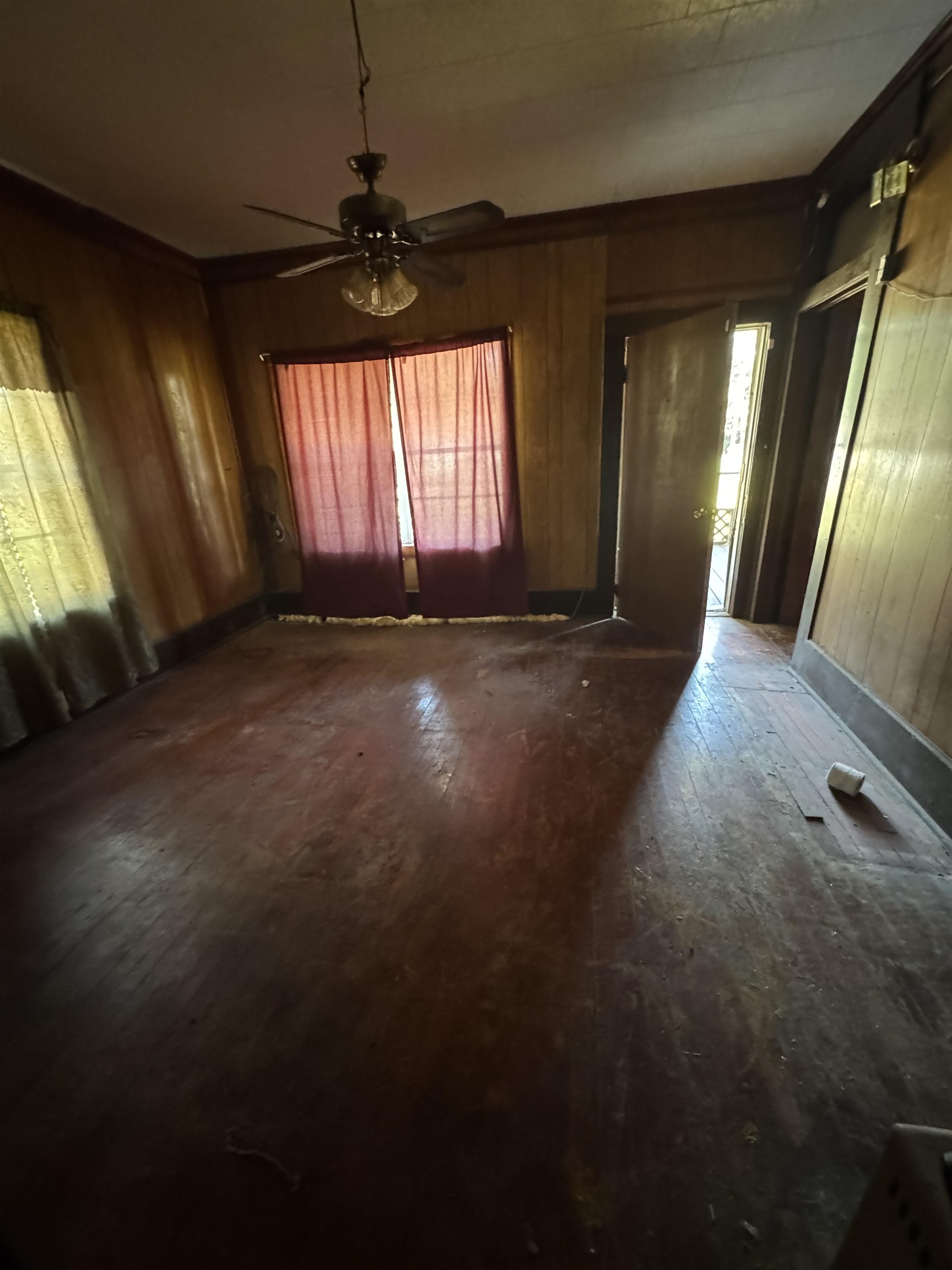 194 East Ashley Street Atmore, AL 36502 - Photo 17 of 17 Entrance Foyer