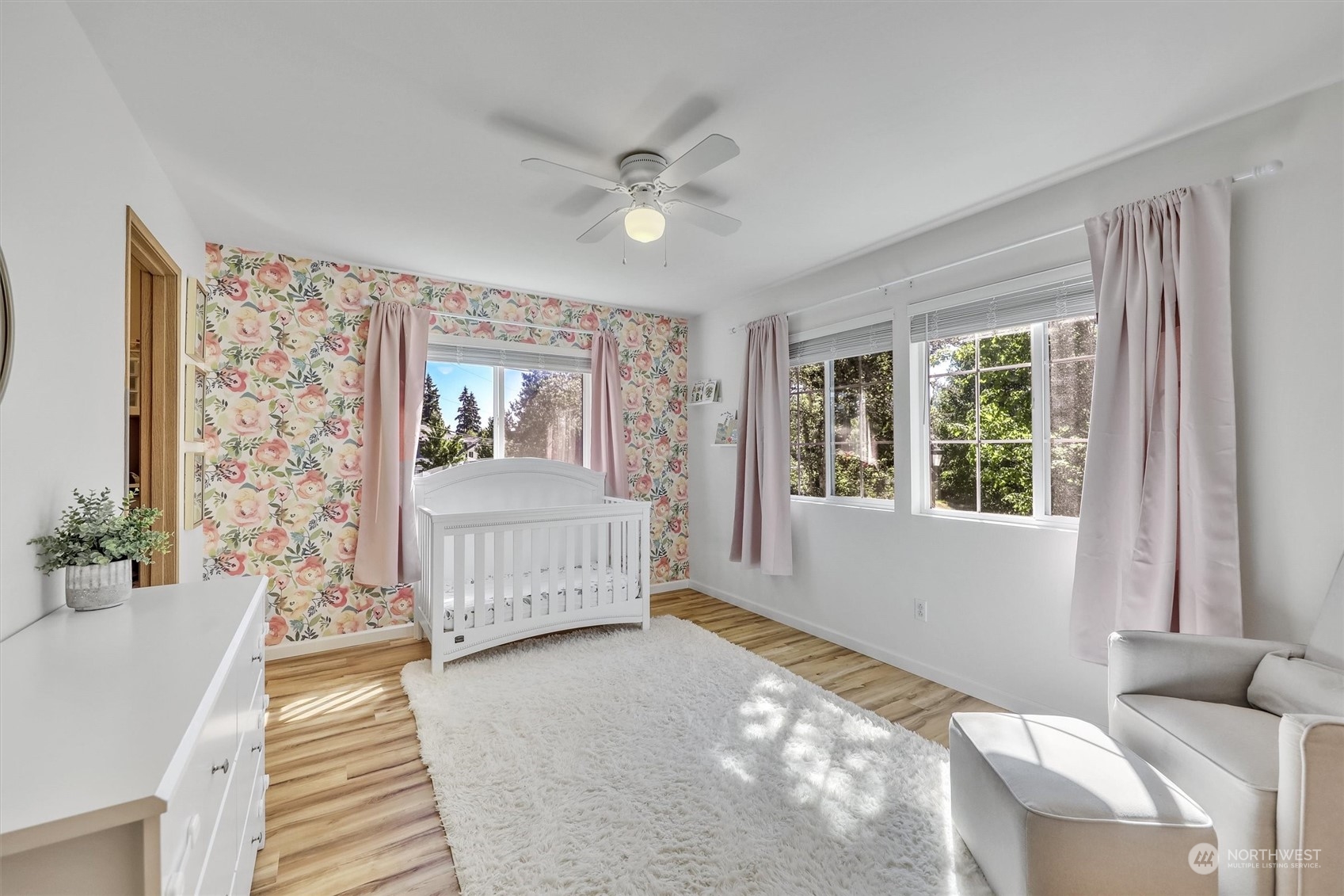 17427 92nd Avenue Northeast Bothell, WA 98011 - Photo 23 of 35 a bedroom with a large bed and a window