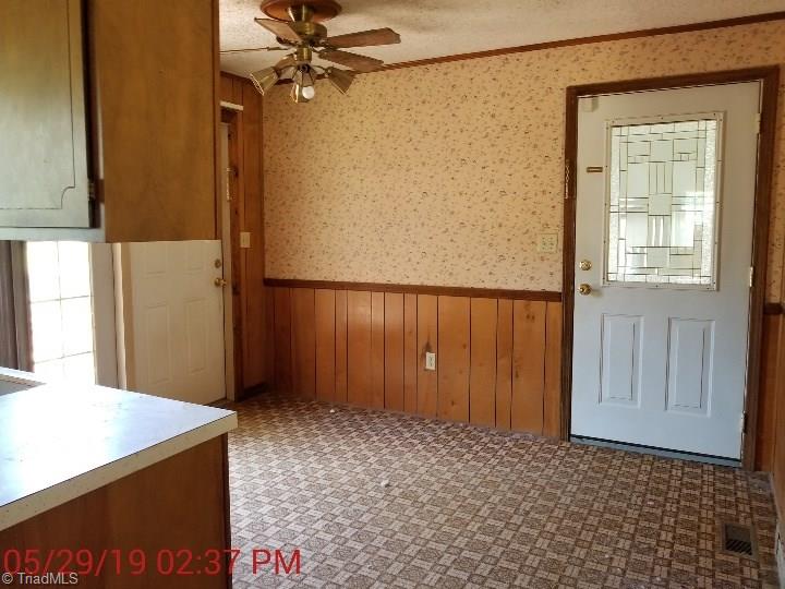 143 Hilton Road Stokesdale, NC 27357 - Photo 4 of 13 Gallery Image 4