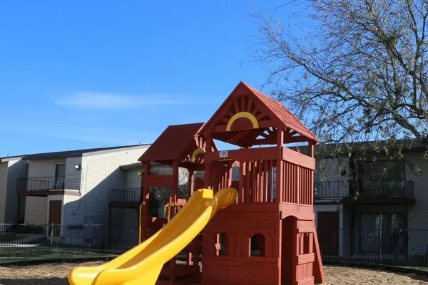 $836 | 8000 Midcrown Drive, Unit 2109, San Antonio, TX 78218