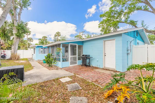 $1,800 | 5028 Palmetto Street, Port Orange, FL 32127