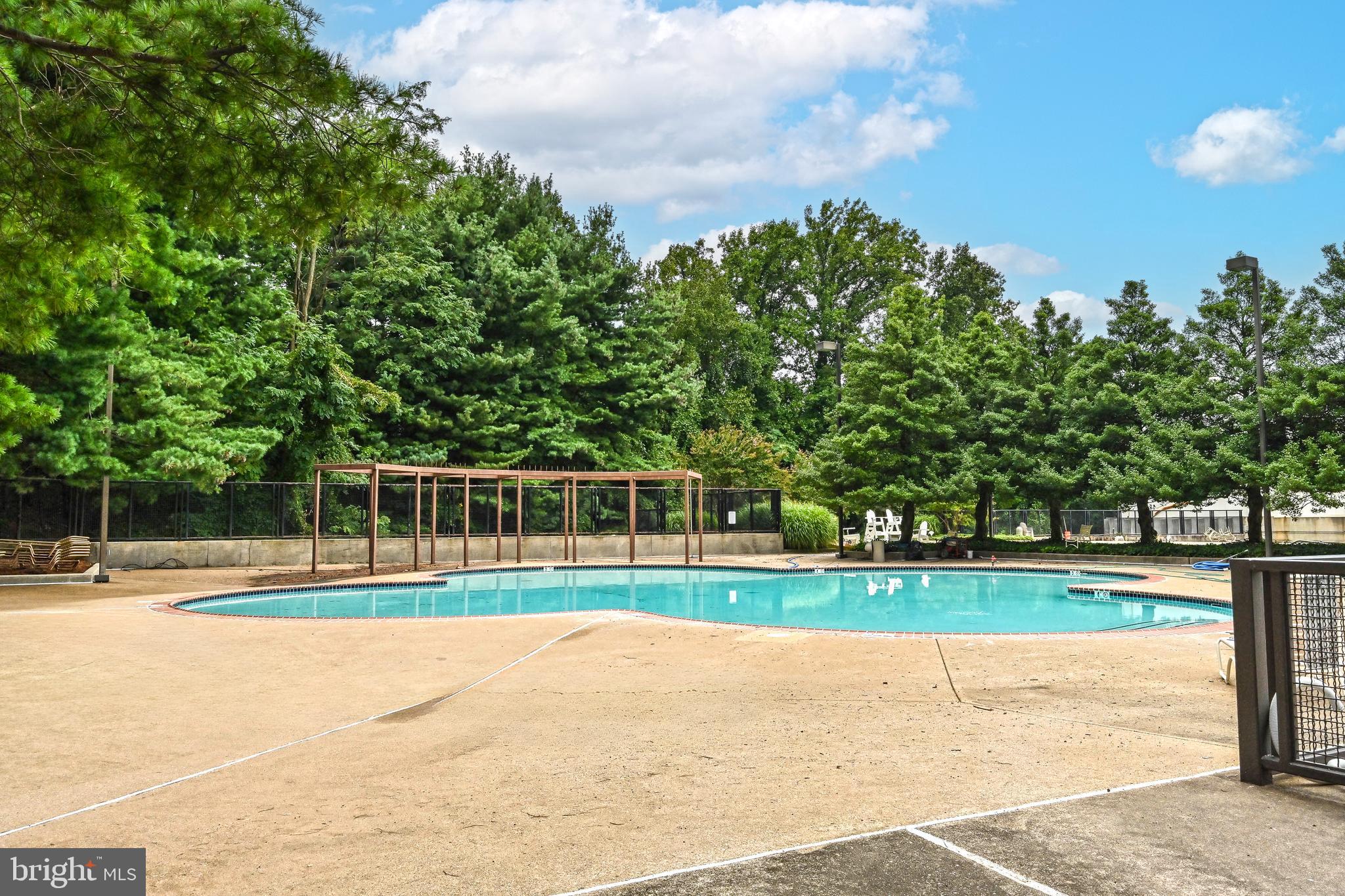 1808 Old Meadow Road, Unit 906 McLean, VA 22102 - Photo 28 of 29