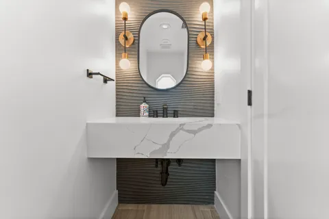 $1,895,000 | 802 Andrews Avenue, Delray Beach, FL 33483