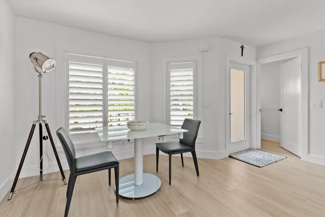 $1,895,000 | 802 Andrews Avenue, Delray Beach, FL 33483