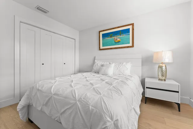 $1,895,000 | 802 Andrews Avenue, Delray Beach, FL 33483