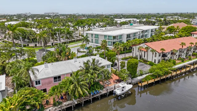 $1,895,000 | 802 Andrews Avenue, Delray Beach, FL 33483