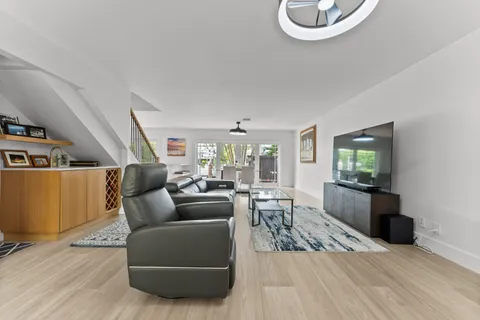 $1,895,000 | 802 Andrews Avenue, Delray Beach, FL 33483