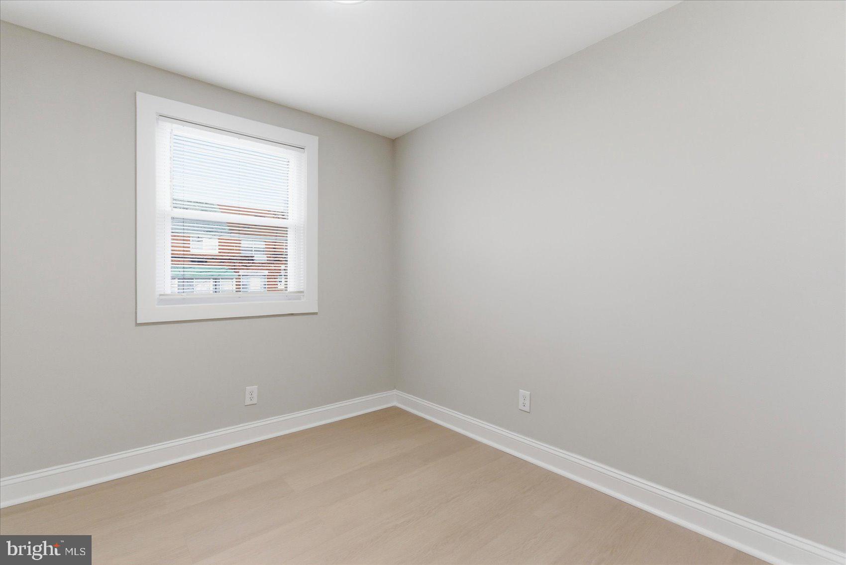 1702 Burnwood Road Baltimore, MD 21239 - Photo 27 of 41