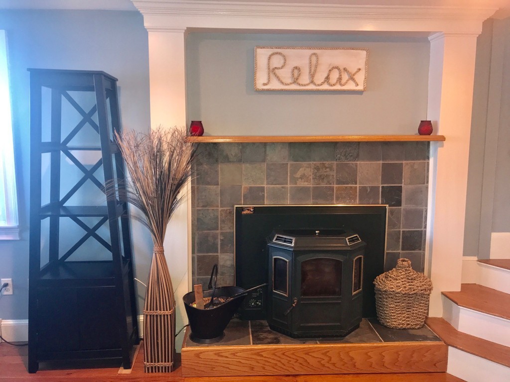 46 Lake Attitash Road Amesbury, MA 01913 - Photo 6 of 30 Gallery Image 6